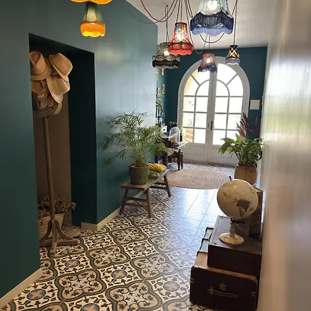 La Gourgasse Vieille, Maison De